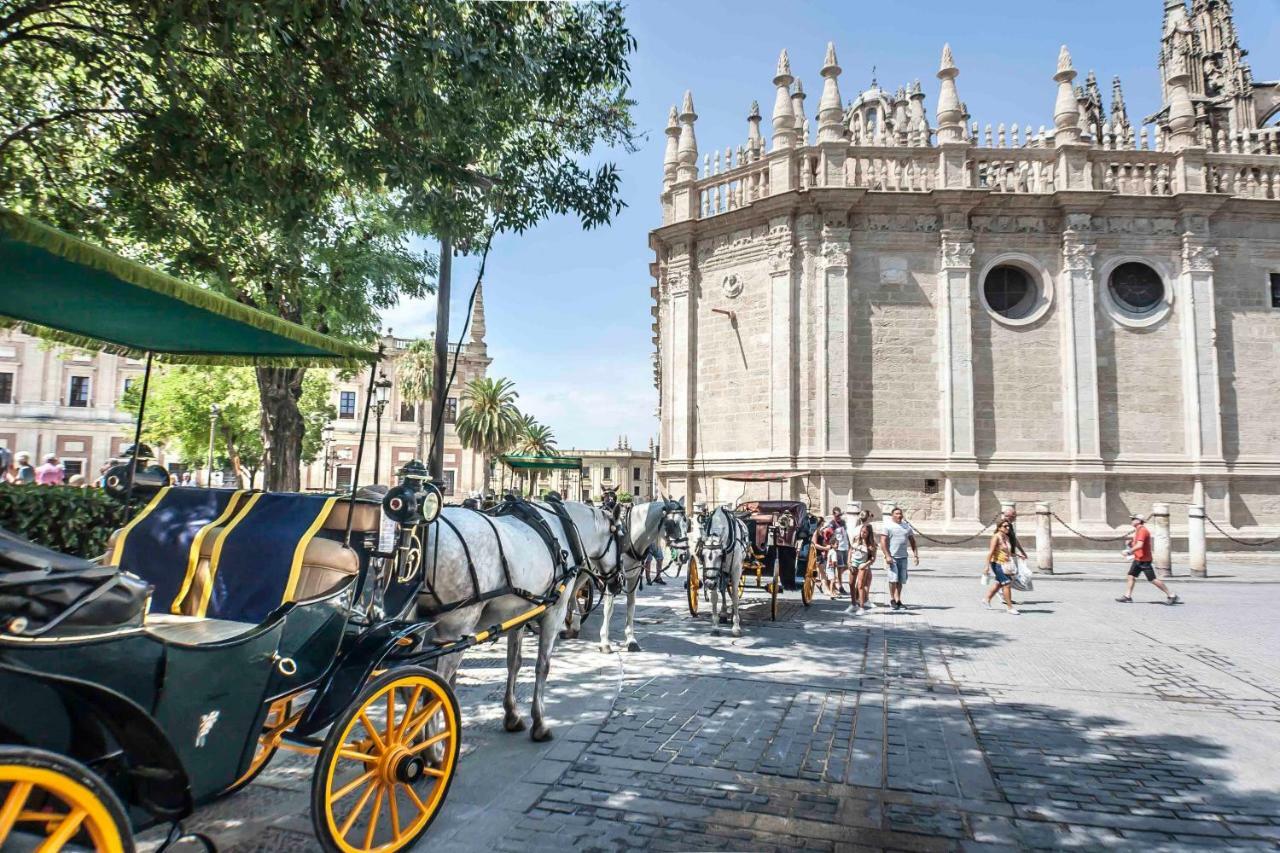 Апартаменти Abades Giralda Deluxe By Valcambre Севілья Екстер'єр фото
